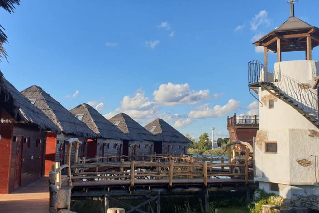 Bora Bora Na Slnecnych Jazerach Apartment Сенец Екстериор снимка